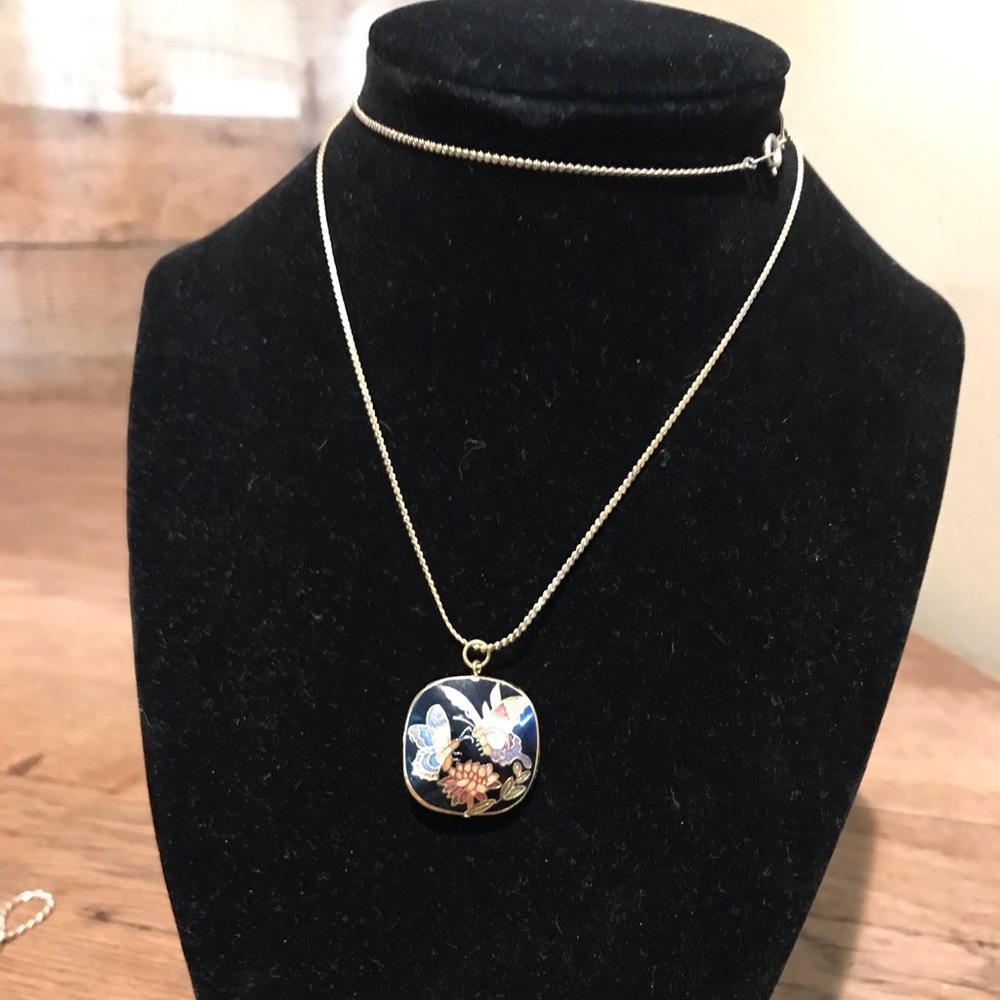 Gold tone cloisonné necklace